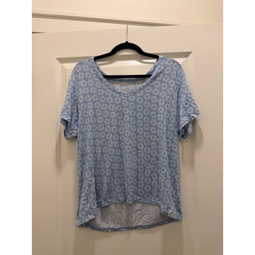 American Eagle Soft & Sexy Blue Floral V-Neck High Low Short Sleeve Tee Small